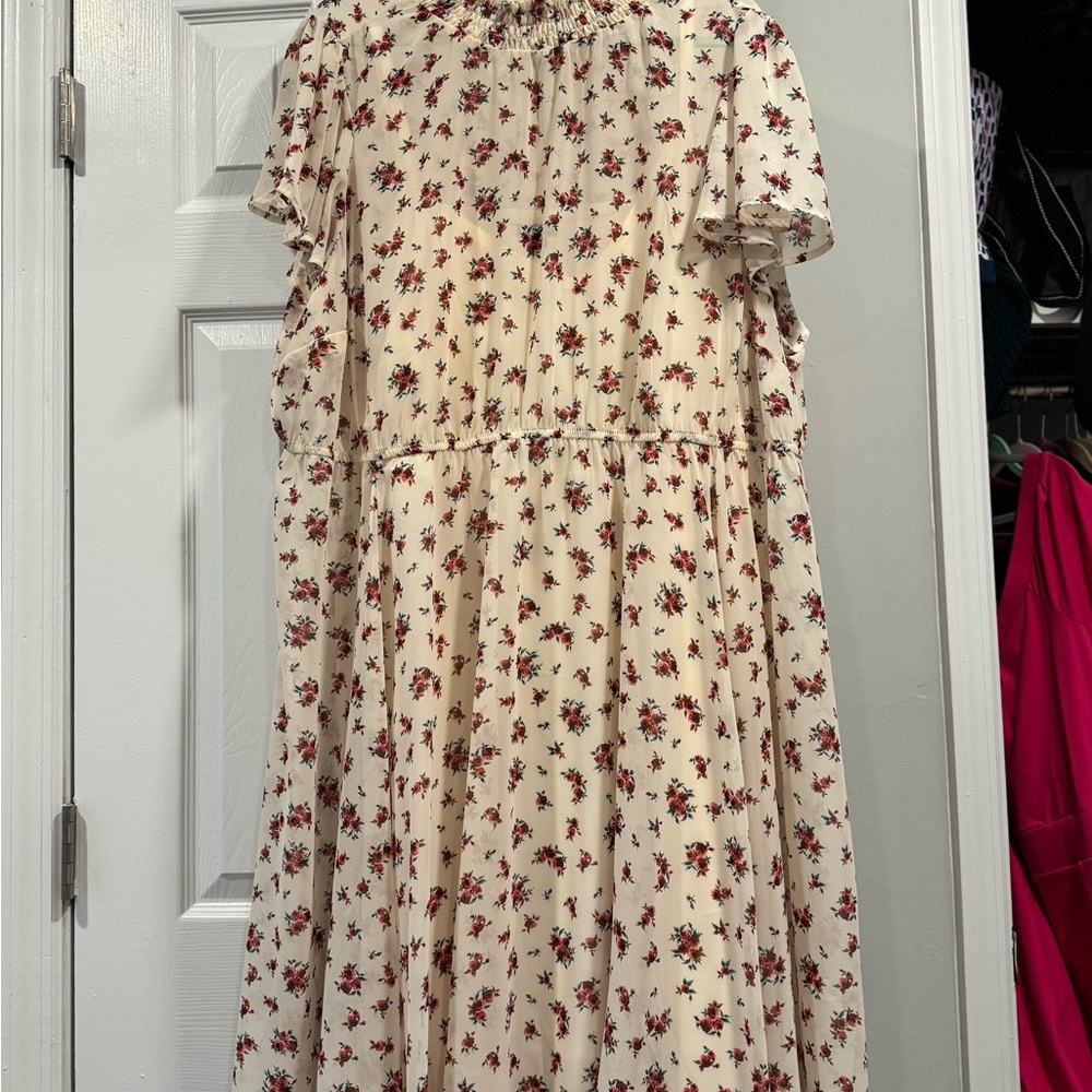 Torrid Cream Floral Midi Dress